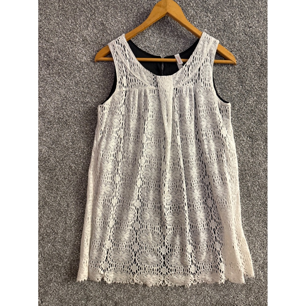 White Mini Dress S Crochet Lace Black Lining Mod Bachelorette Initiation LWD